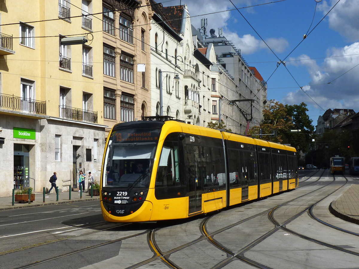 Будапешт, CAF Urbos 3 № 2219