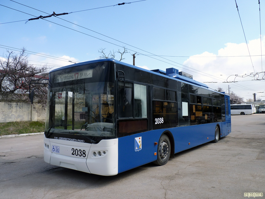 Севастополь, ЛАЗ E183A1 № 2038