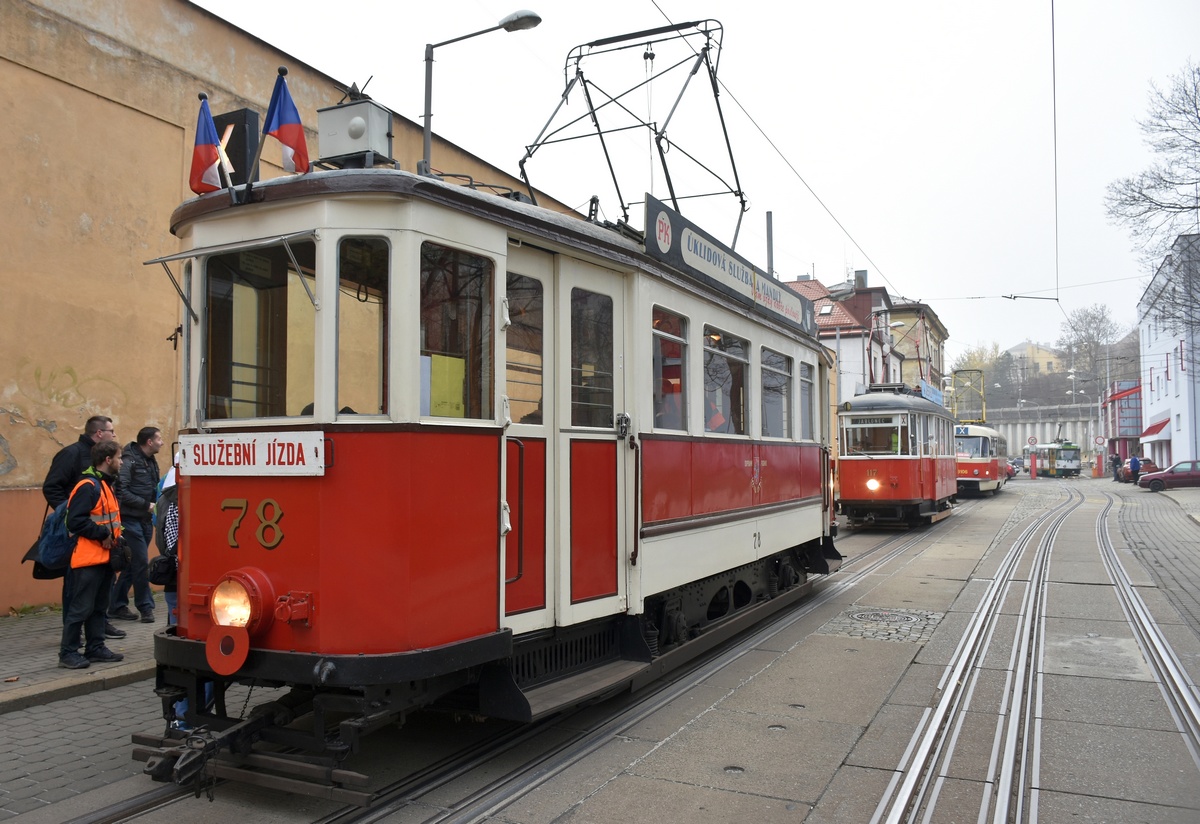 Reichenberg ― Gablonz an der Neiße, Ringhoffer 2-axle motor car Nr. 78; Reichenberg ― Gablonz an der Neiße — Abschied von Tatra T2R