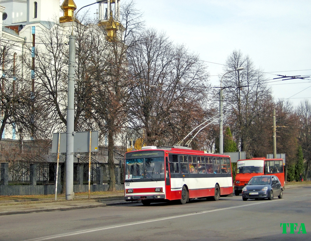Ровно, Škoda 14Tr10/6 № 172