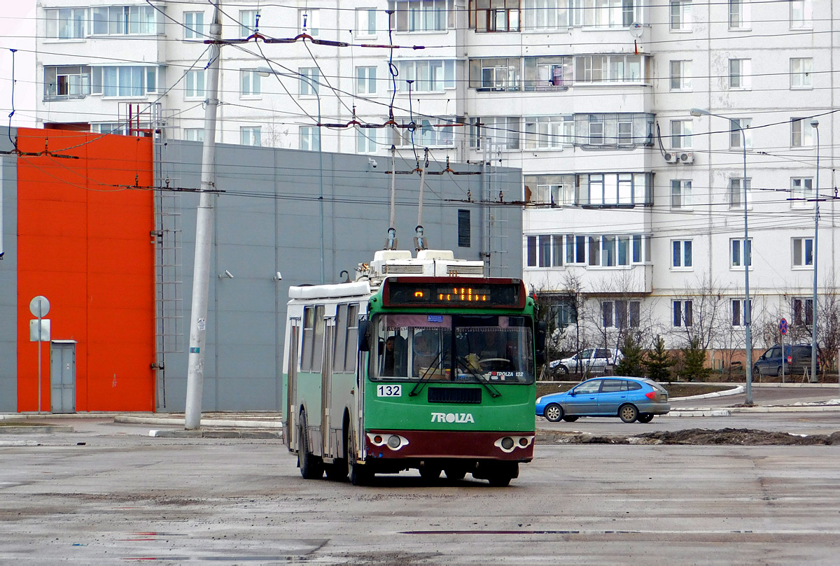 Калуга, ЗиУ-682Г-016.04 (с широкой 1-й дверью) № 132 Калуга, ЗиУ-682Г-016.04 (с широкой 1-й дверью) № 132