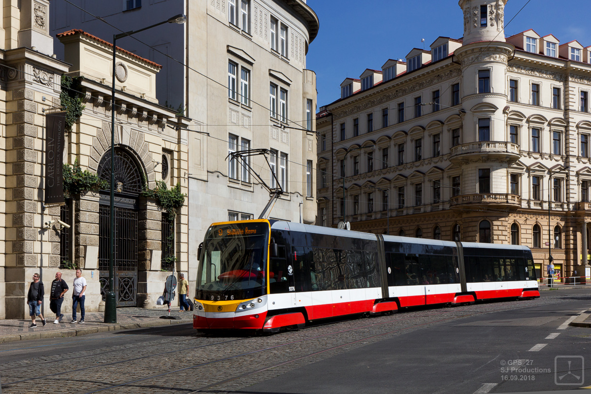 Praha, Škoda 15T5 ForCity Alfa Praha # 9376