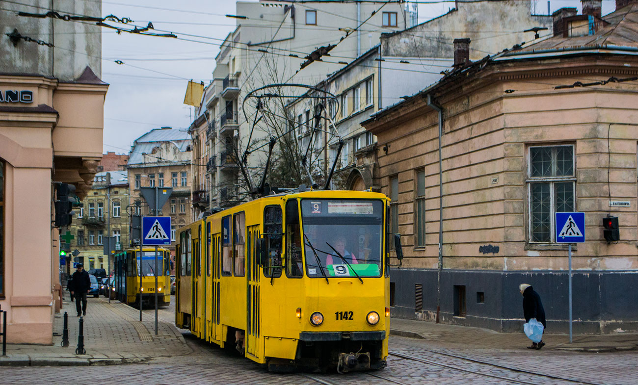 Львов, Tatra KT4SU № 1142