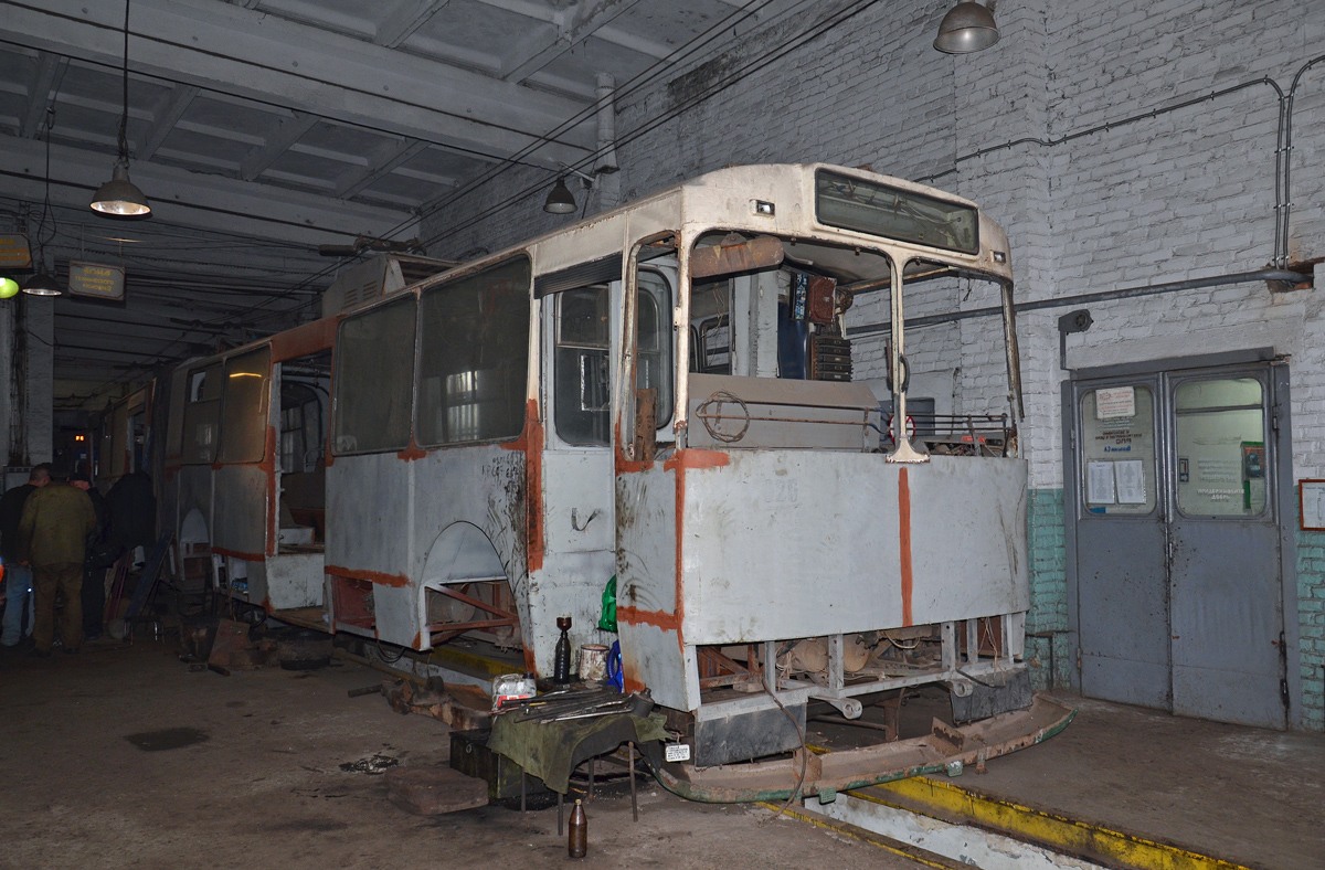 Кривой Рог, ЗиУ-683В01 № 026