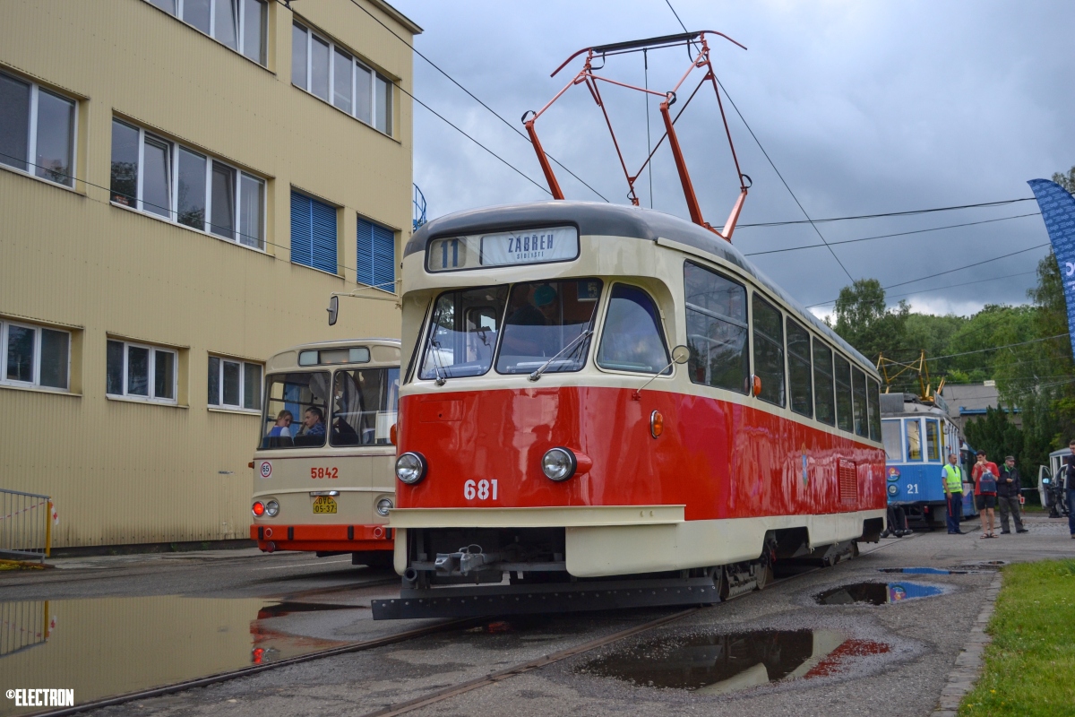 Острава, Tatra T2 № 681