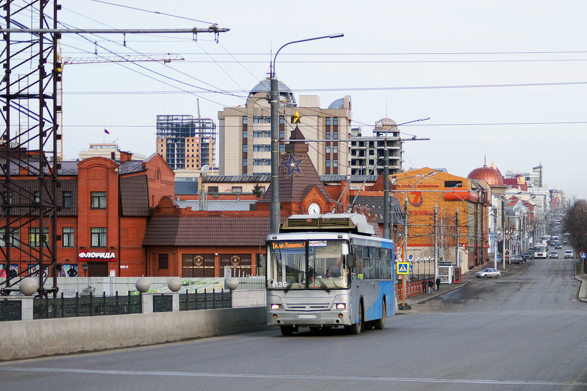 Барнаул, СТ-6217М № 4136