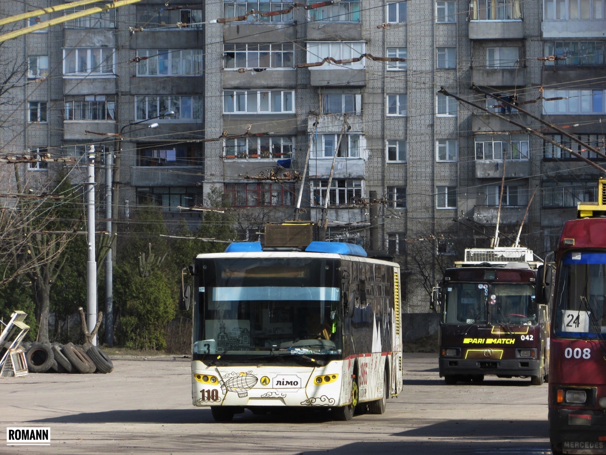 Львов, ЛАЗ E183D1 № 110