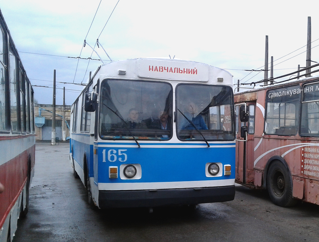 Хмельницкий, ЗиУ-682В № 165