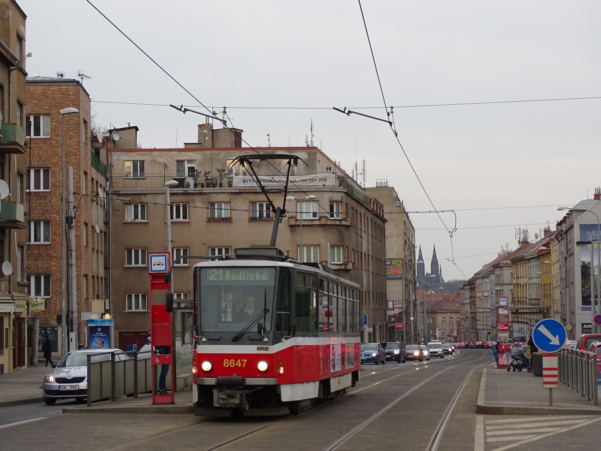 Прага, Tatra T6A5 № 8647