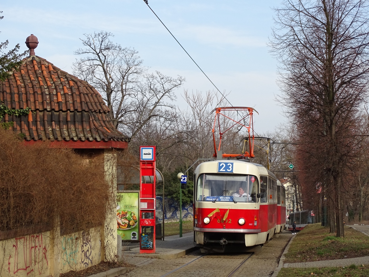 Прага, Tatra T3 № 6892