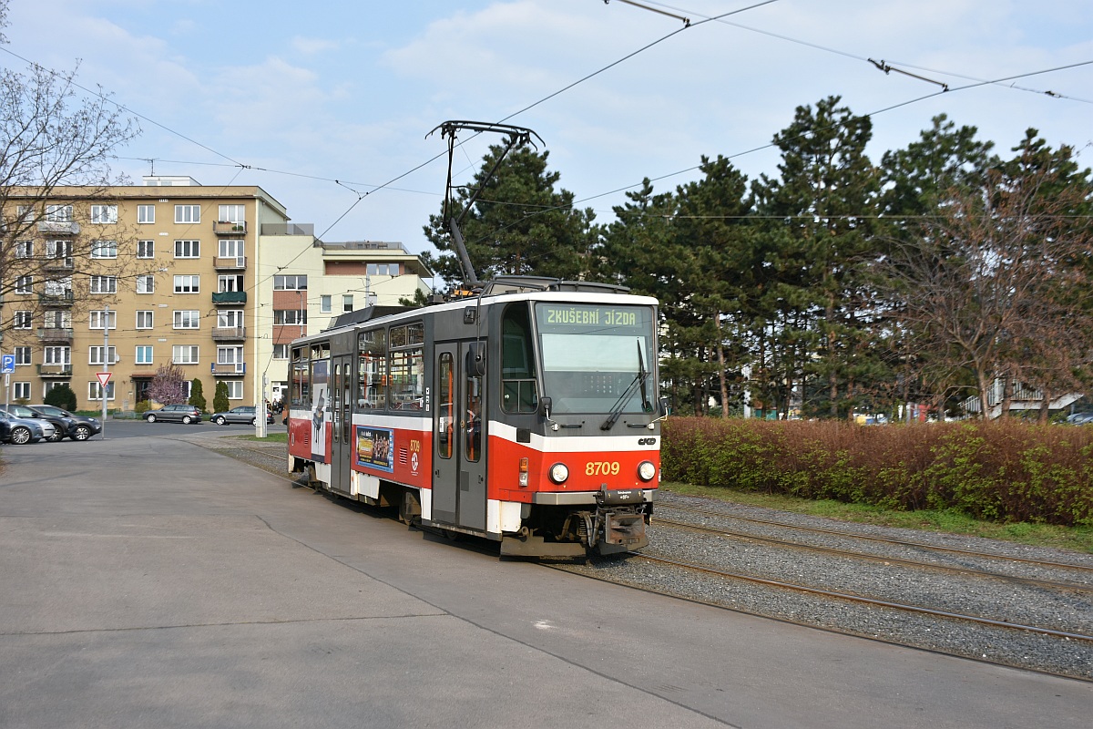 Прага, Tatra T6A5 № 8709