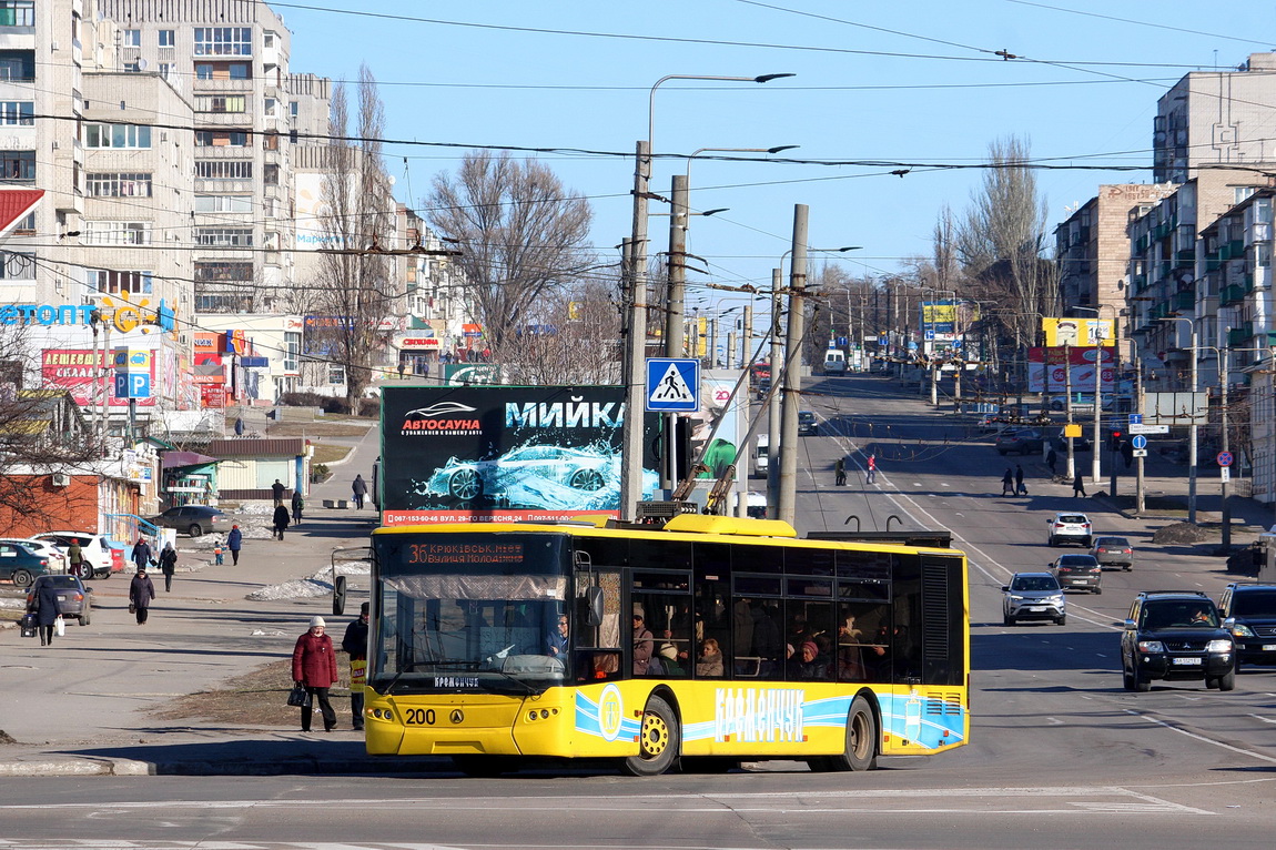 Кременчуг, ЛАЗ E183D1 № 200