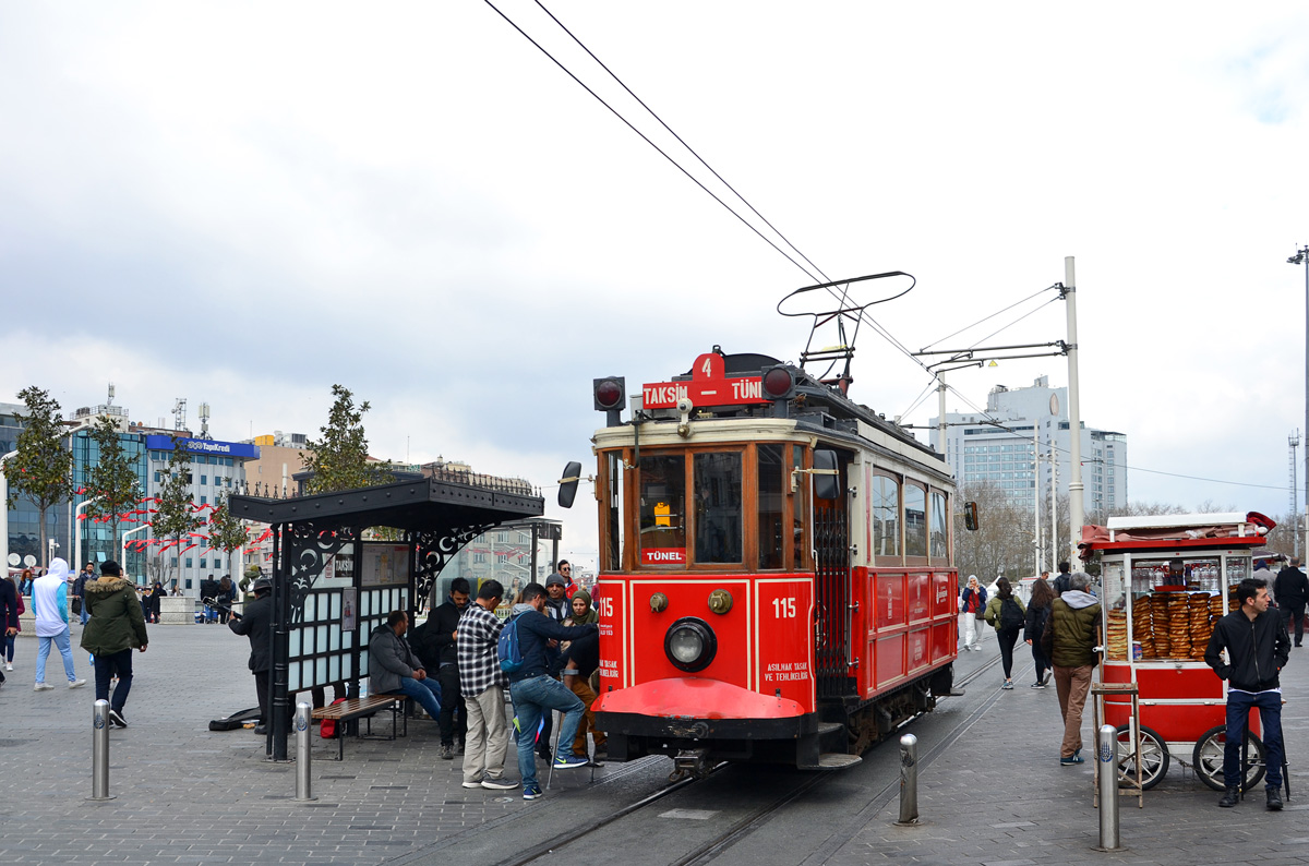 Istanbul, Franco-Belge 2-axle motor car Br. 115