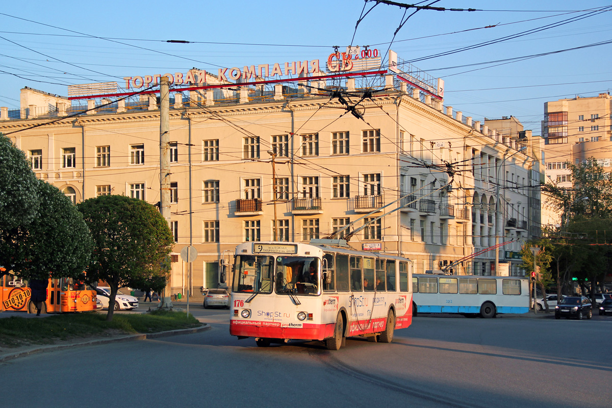 Екатеринбург, ЗиУ-682Г [Г00] № 176