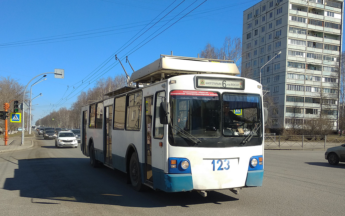 Кемерово, ЗиУ-682 КР Иваново № 123
