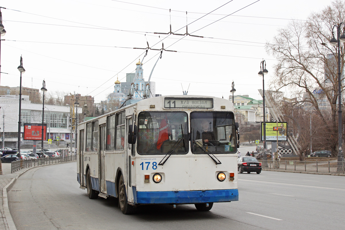 Екатеринбург, ЗиУ-682Г [Г00] № 178