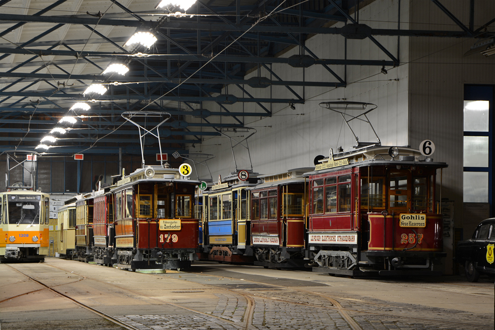 Лейпциг, Двухосный моторный Herbrand № 179; Лейпциг, Двухосный моторный Weimar/AEG № 257