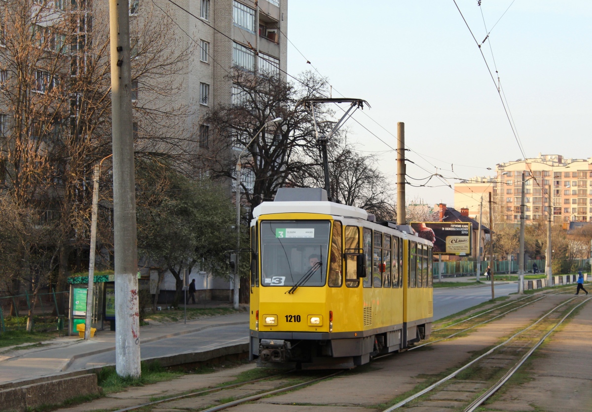 Львов, Tatra KT4DM № 1210