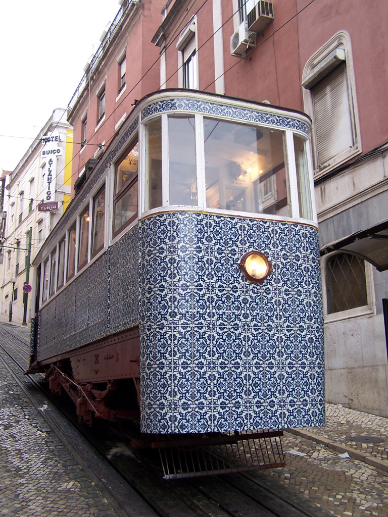 Лиссабонская агломерация, Фуникулёр* № 1