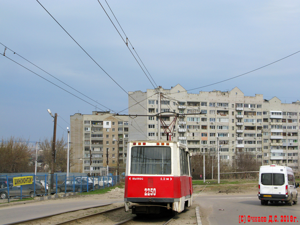 Саратов, 71-605 (КТМ-5М3) № 2250