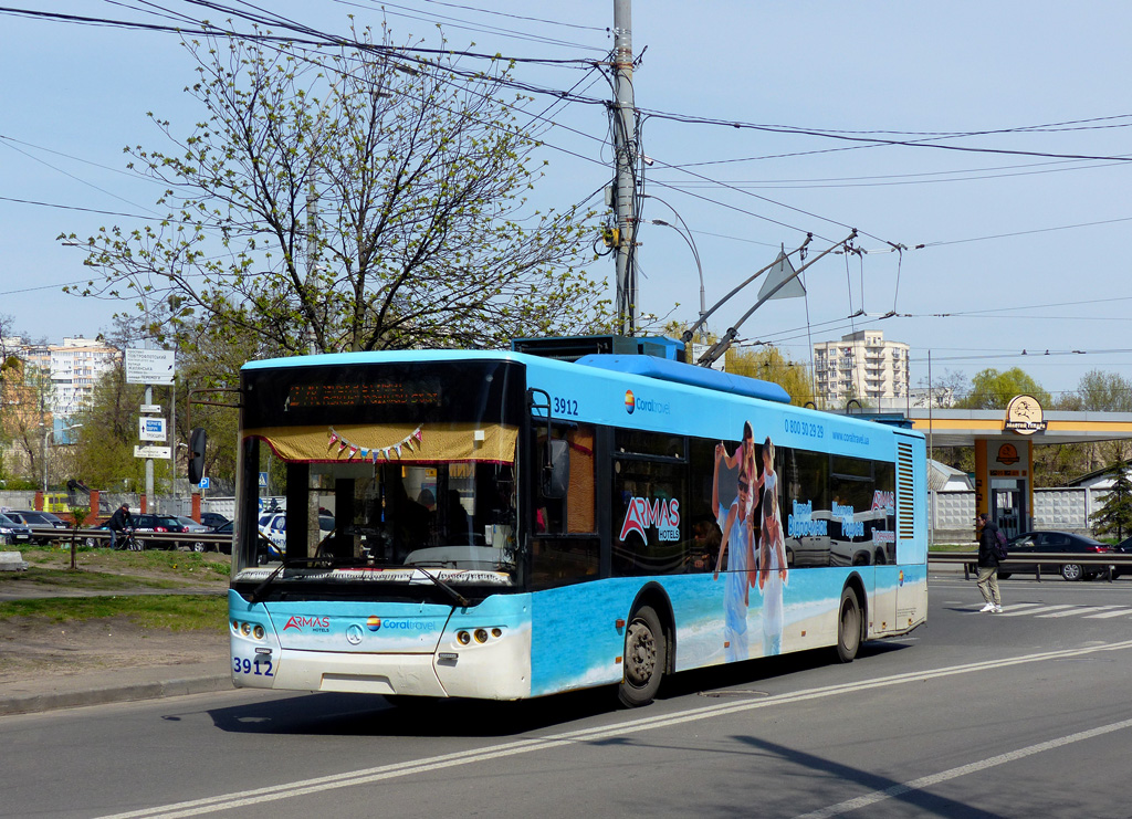 Kijev, LAZ E183D1 Br. 3912