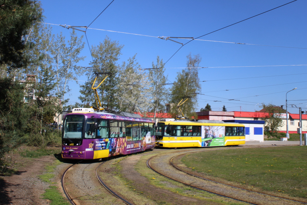 Пльзень, Vario LFR.S № 352; Пльзень, Vario LFR.S № 353