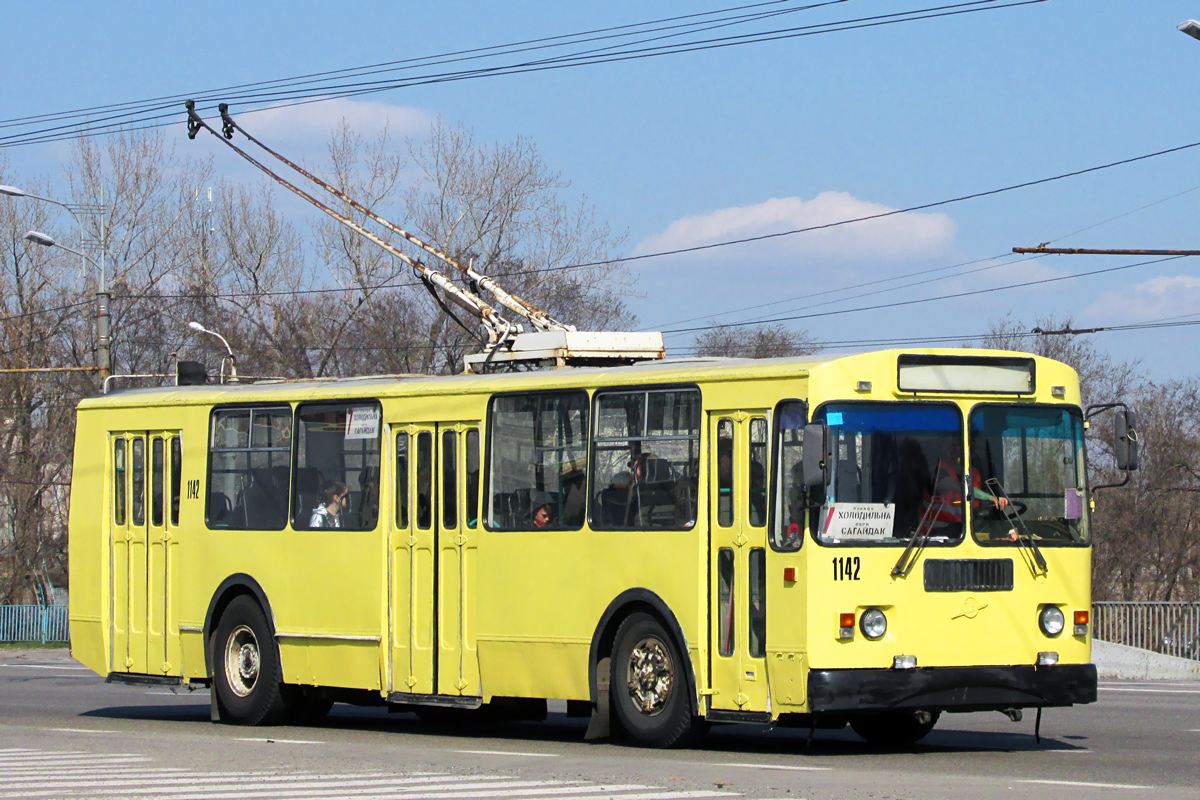 Днепр, ЗиУ-682Г-016 (018) № 1142
