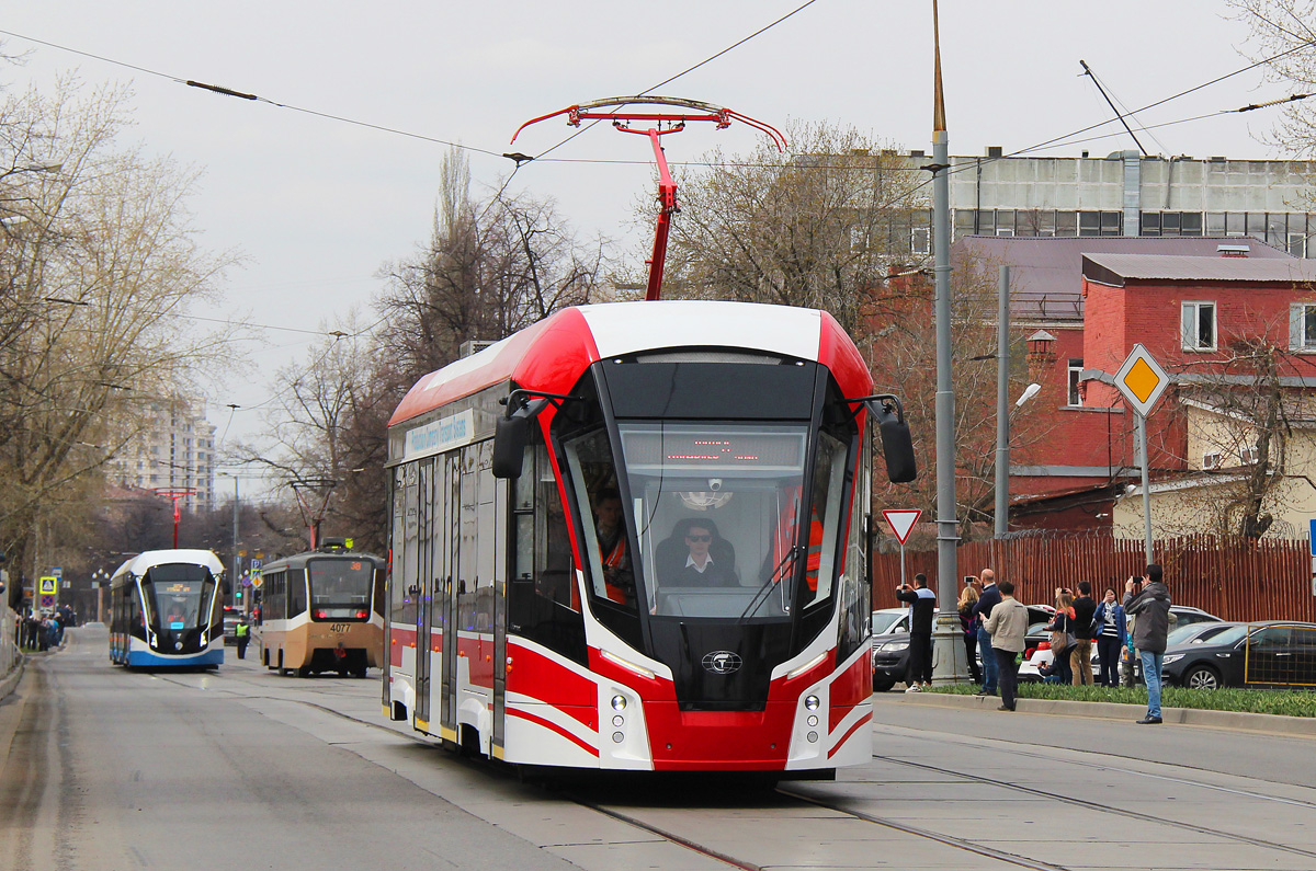 Moskva, 71-911EM “Lvyonok” Br. б/н; Moskva — Parade to 120 years of Moscow tramway on April 20, 2019 Moskva, 71-911EM “Lvyonok” Br. б/н; Moskva — Parade to 120 years of Moscow tramway on April 20, 2019