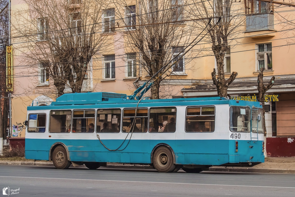 Иваново, ЗиУ-682ГМ1 (с широкой передней дверью) № 490