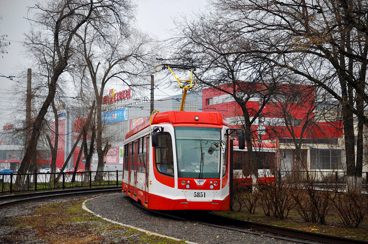 Волгоград, 71-623-03 № 5851