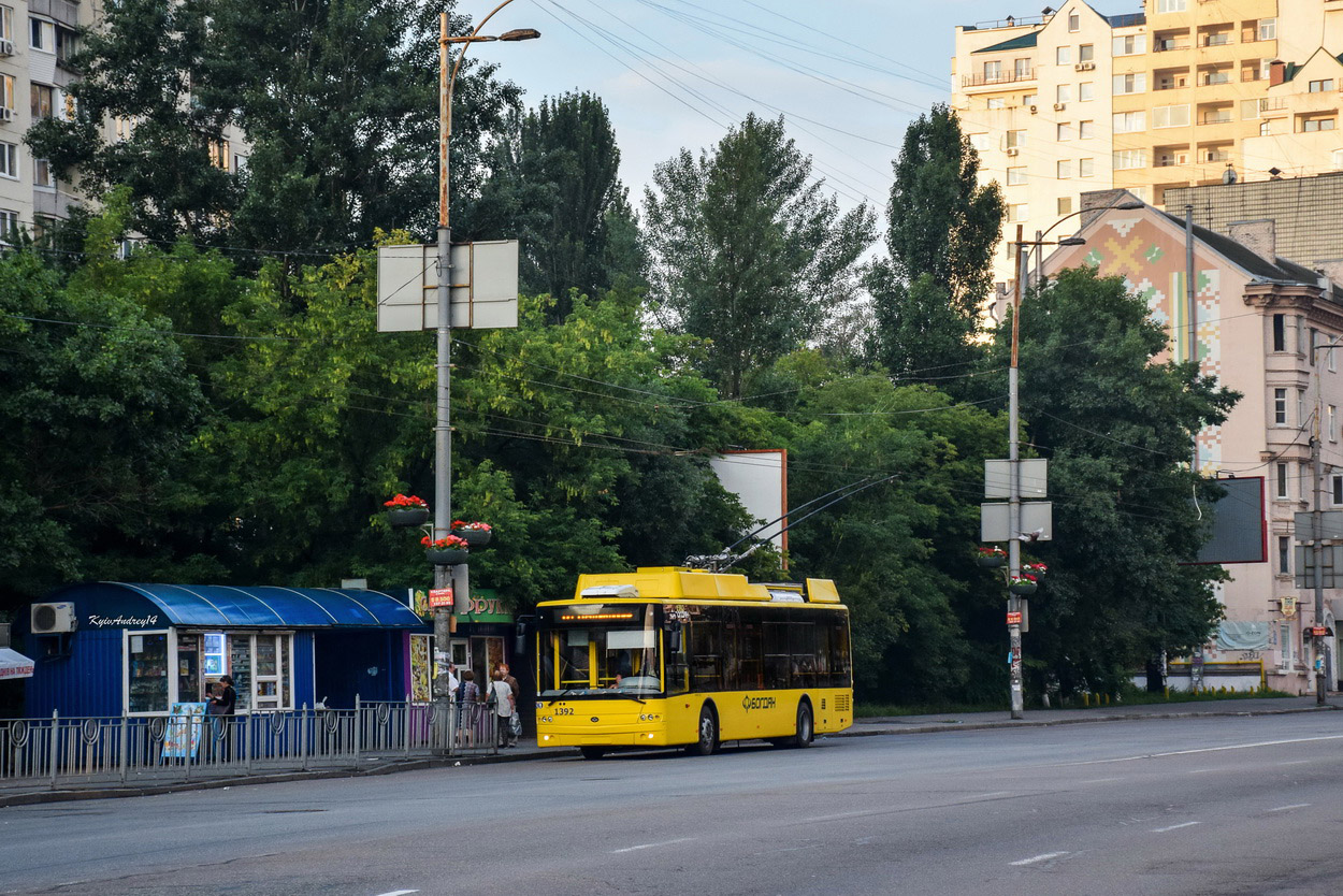 Киев, Богдан Т70117 № 1392