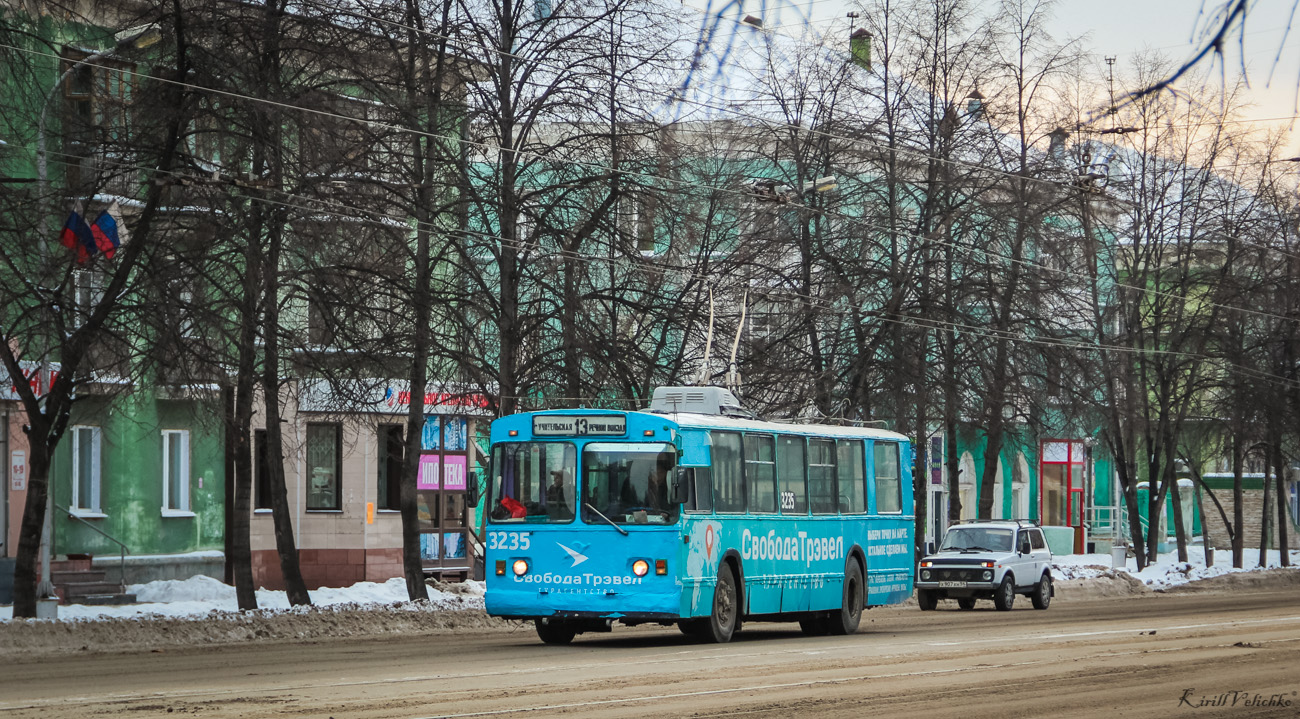 Новосибирск, ЗиУ-682В [В00] № 3235