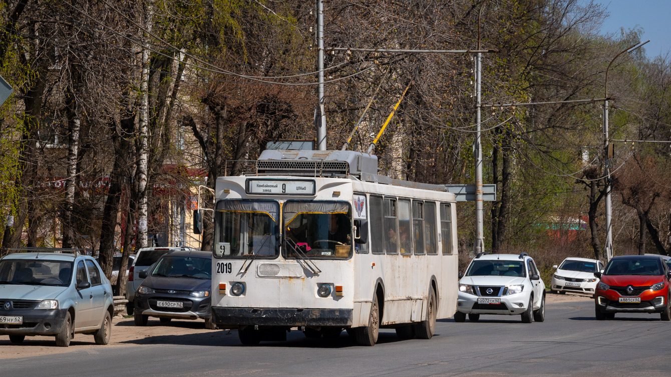 Рязань, ЗиУ-682ГМ1 (с широкой передней дверью) № 2019