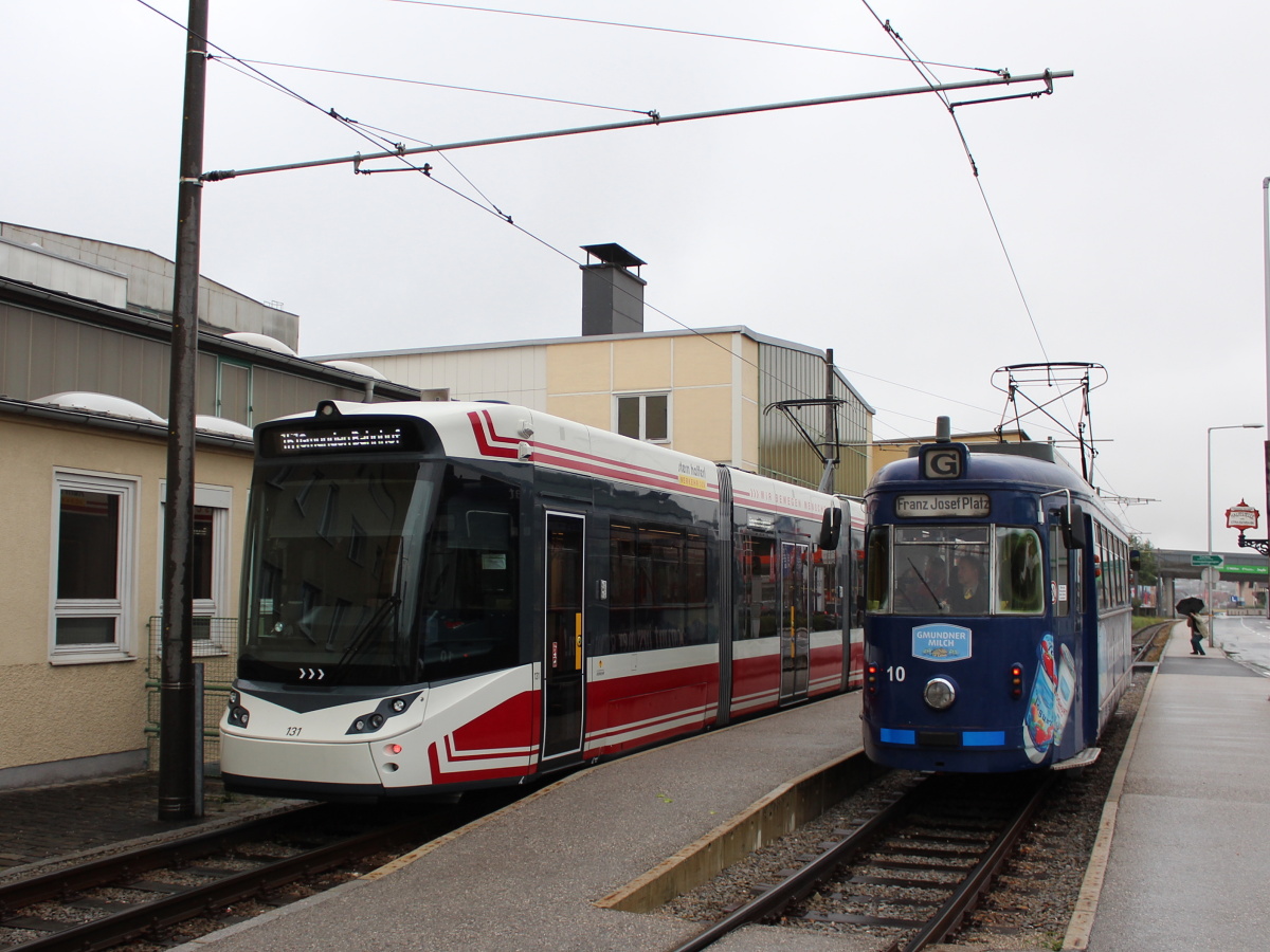 Гмунден – Форхдорф – Ламбах, Vossloh Tramlink V3 № 131; Гмунден – Форхдорф – Ламбах, Duewag M4d № 10