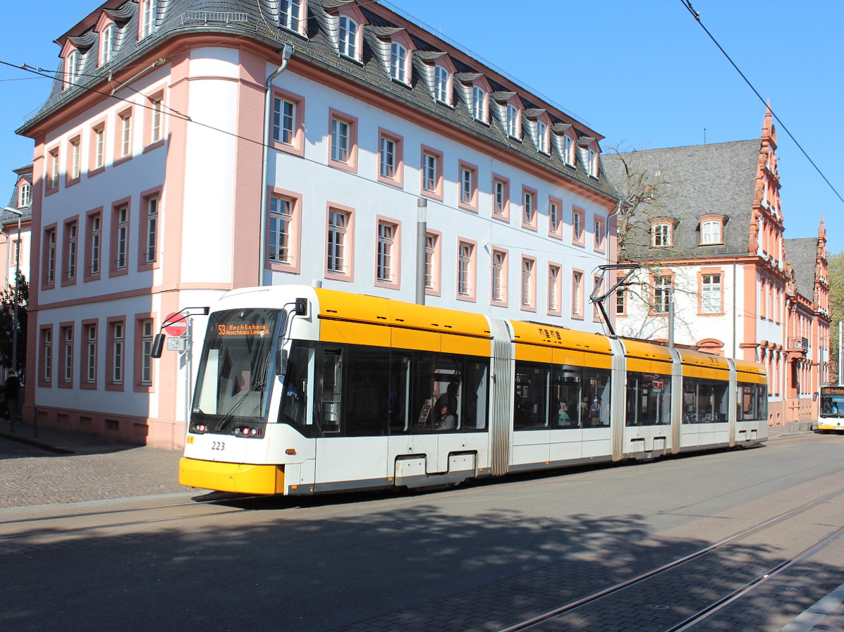 Майнц, Stadler Variobahn № 223