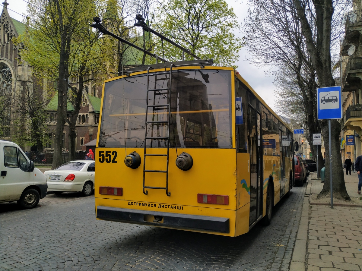 Львов, Škoda 14Tr89/6 № 552