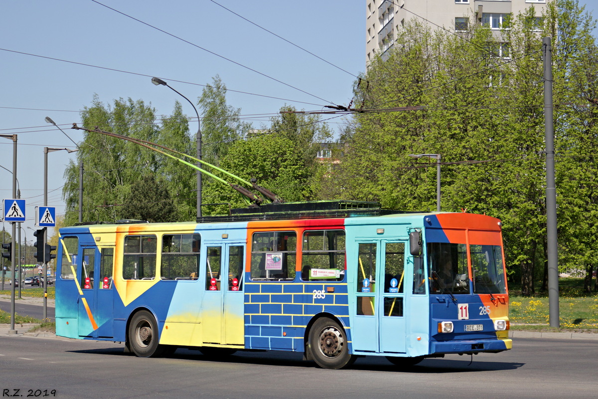 Каунас, Škoda 14Tr02/6 № 285