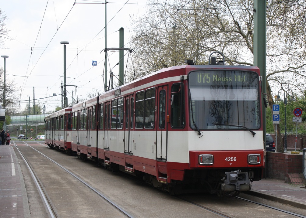 Дюссельдорф, Duewag B80D № 4256