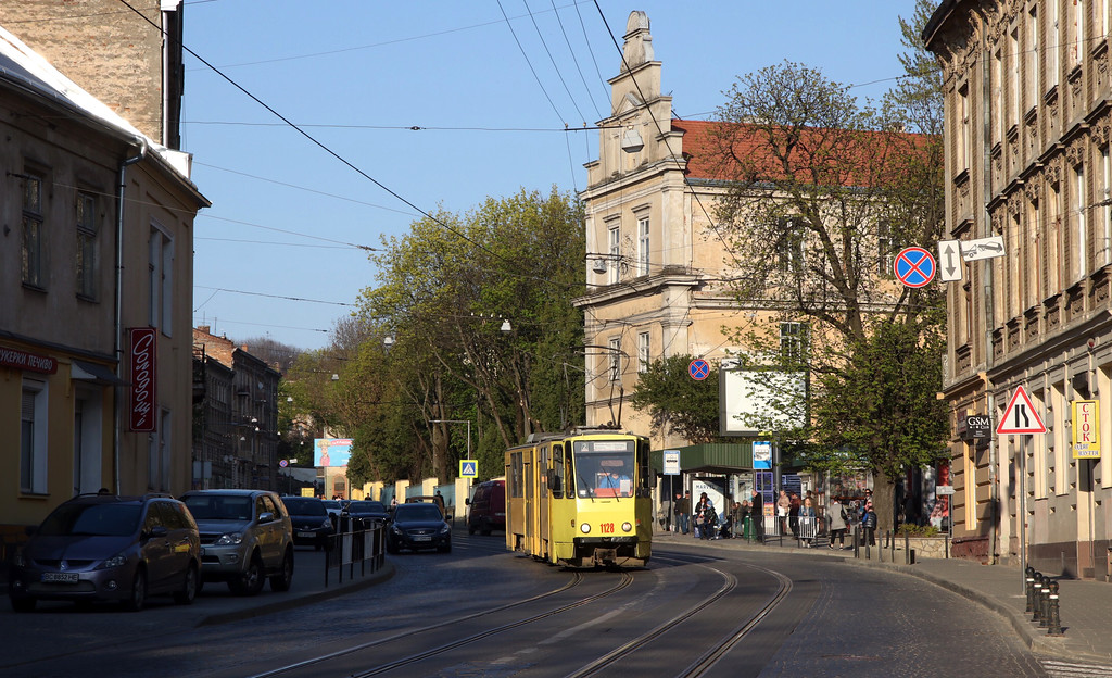 Львов, Tatra KT4SU № 1128