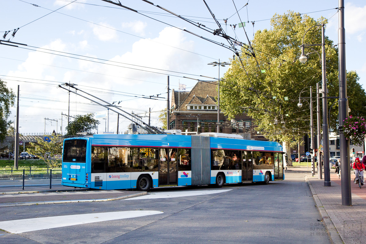 Арнем, Hess SwissTrolley 4 (BGT-N1D) № 5260