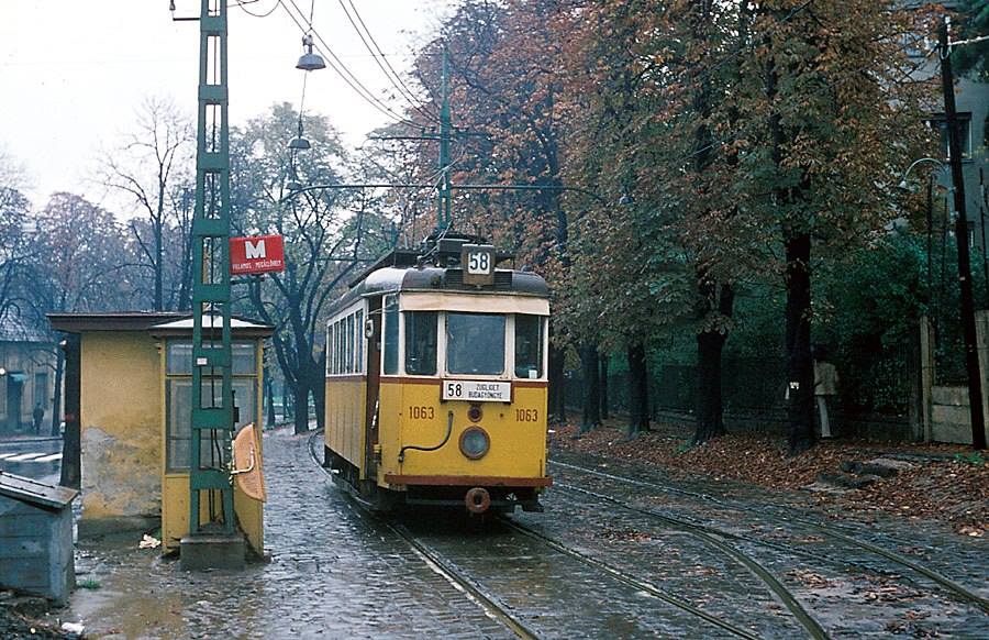 Budapest, BKVT V (Ganz) Nr. 1063