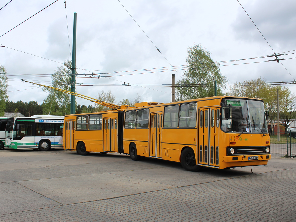 Эберсвальде, Ikarus 280.94 № 405; Эберсвальде — 17-я встреча ветеранов Эберсвальде (04.05.2019)