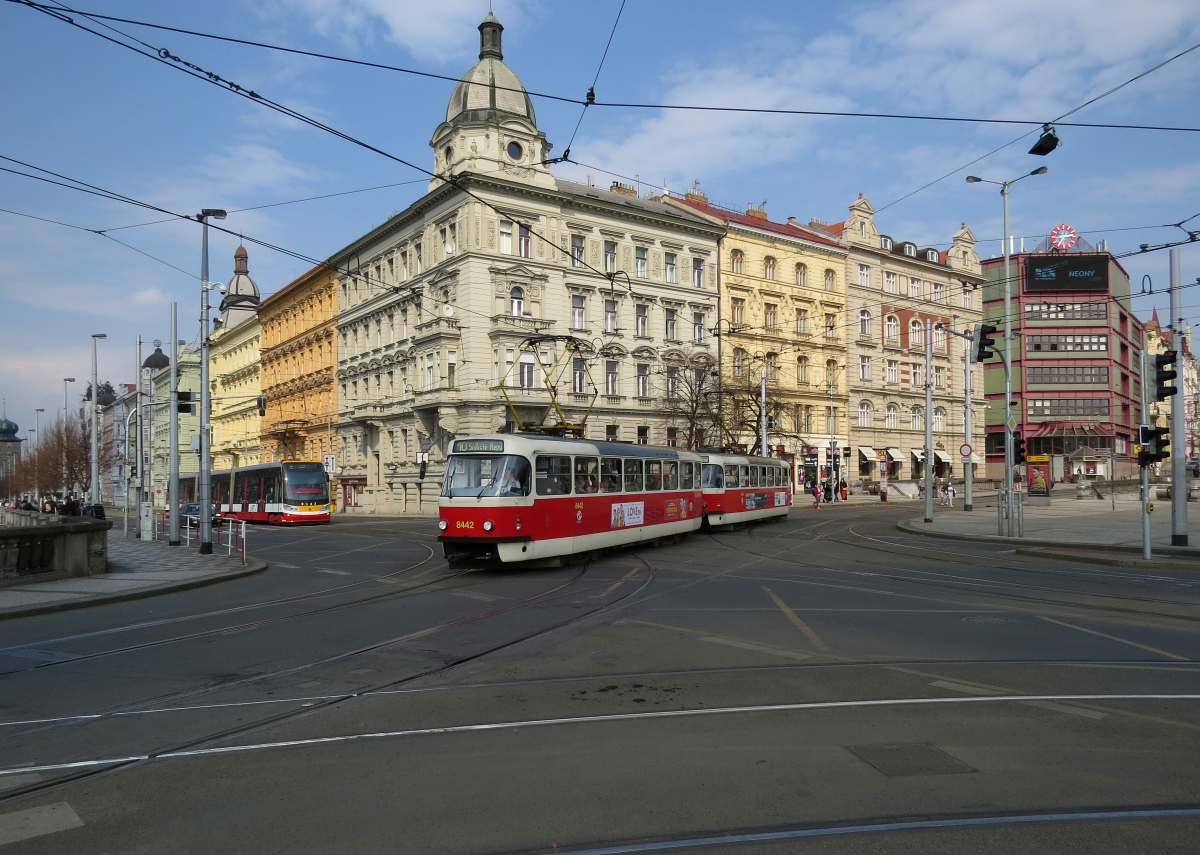 Прага, Tatra T3R.P № 8442