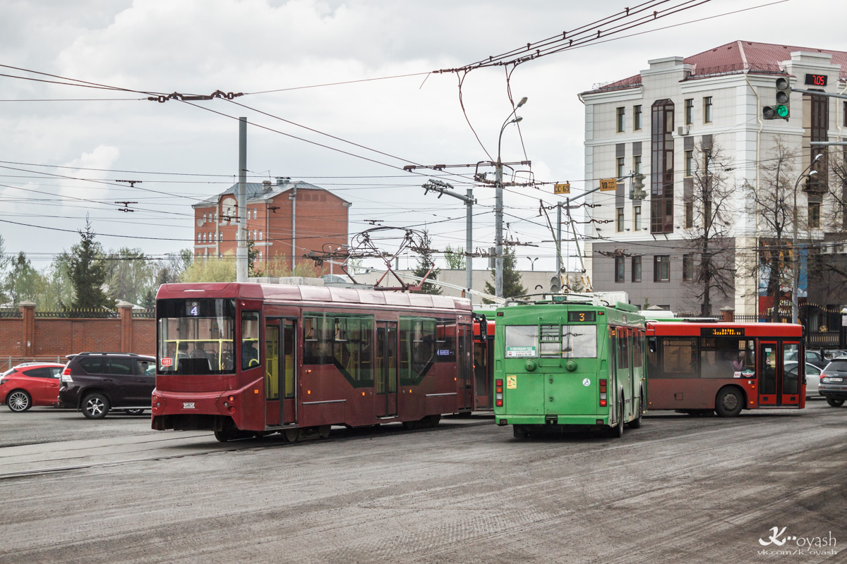 Казань, 71-407-01 № 1115; Казань, Тролза-5275.03 «Оптима» № 2330