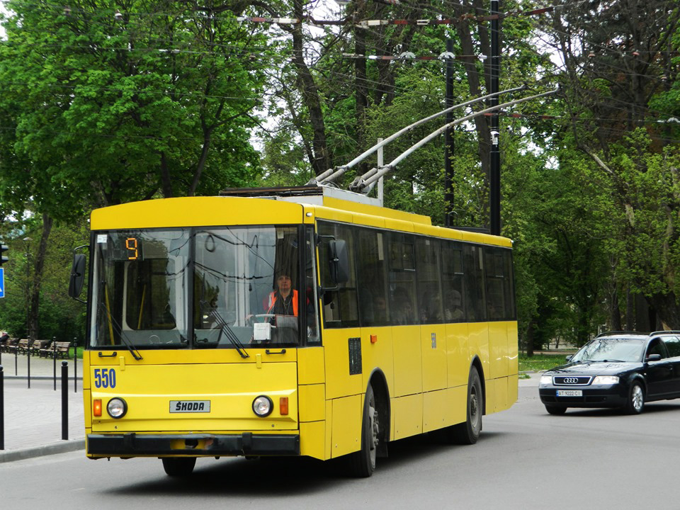 Львов, Škoda 14Tr89/6 № 550