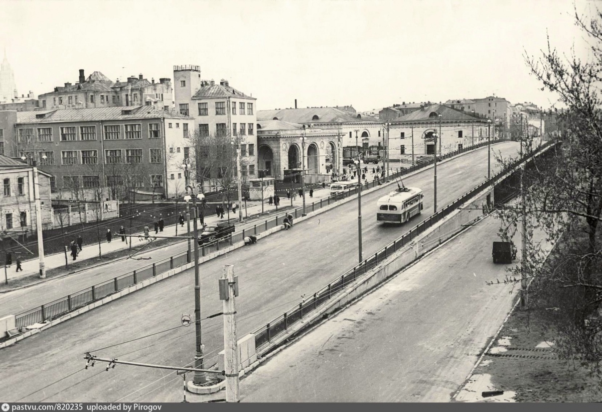 Москва — Виды с высоты; Москва — Исторические фотографии — Трамвай и Троллейбус (1946-1991); Москва — Троллейбусные линии: ЦАО
