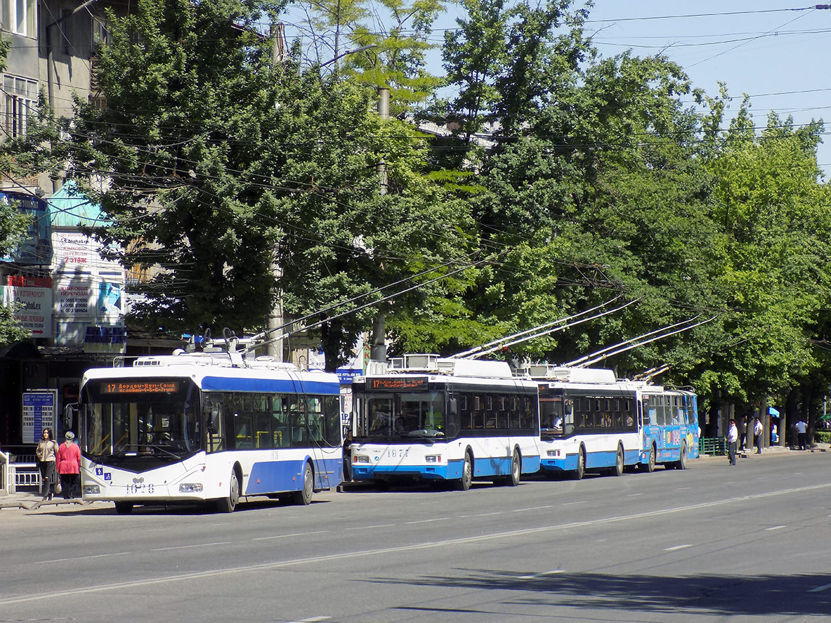 Бишкек, БКМ 321 № 1628; Бишкек, Тролза-5275.03 «Оптима» № 1877