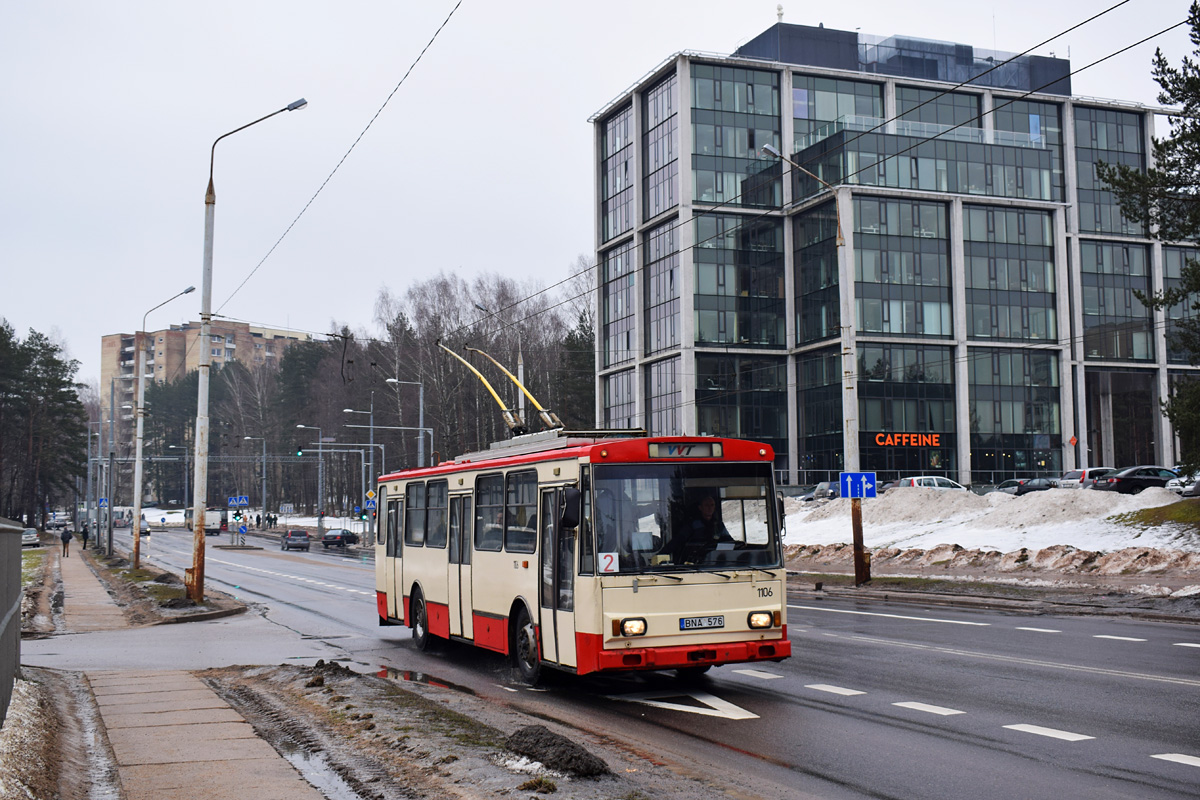 Вильнюс, Škoda 14Tr05 № 1106