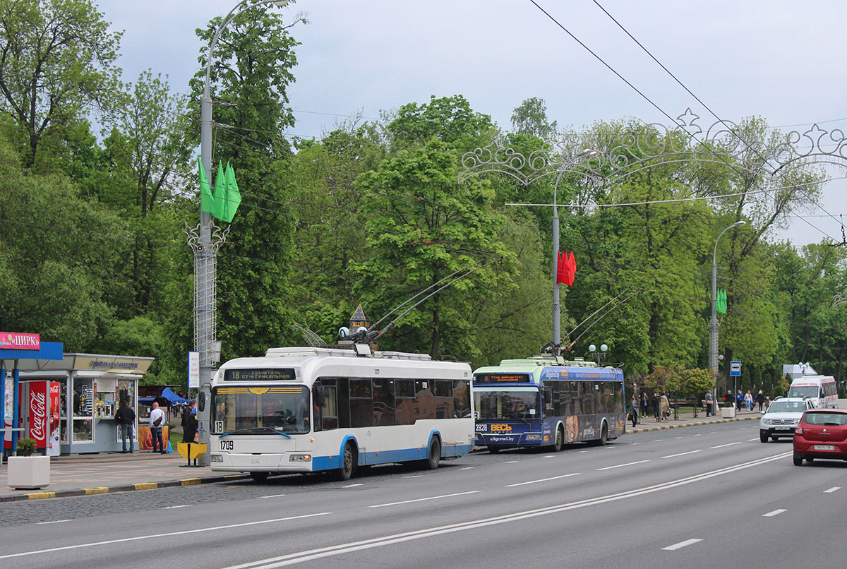 Гомель, БКМ 32102 № 1709