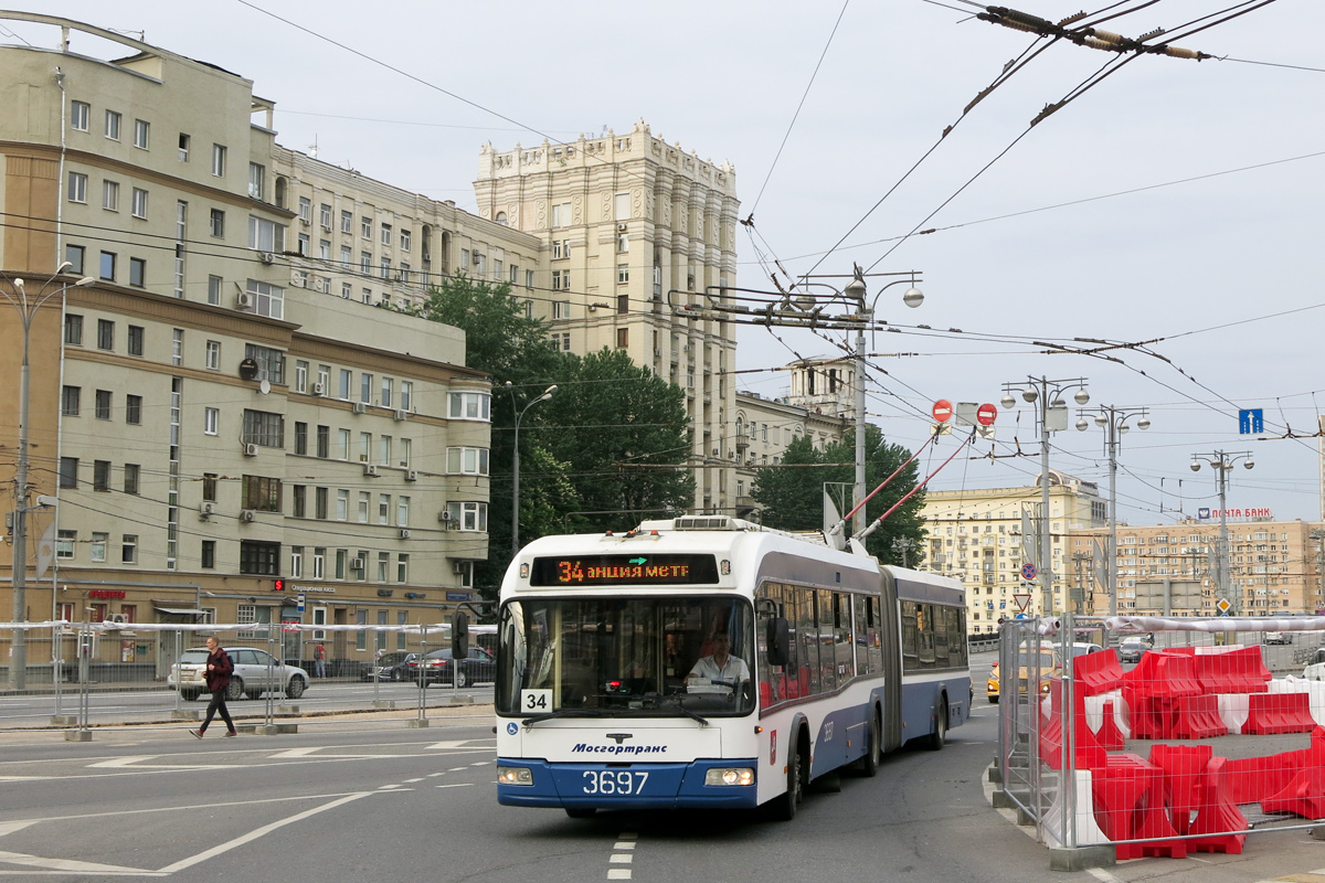 Москва, СВАРЗ-6237 № 3697